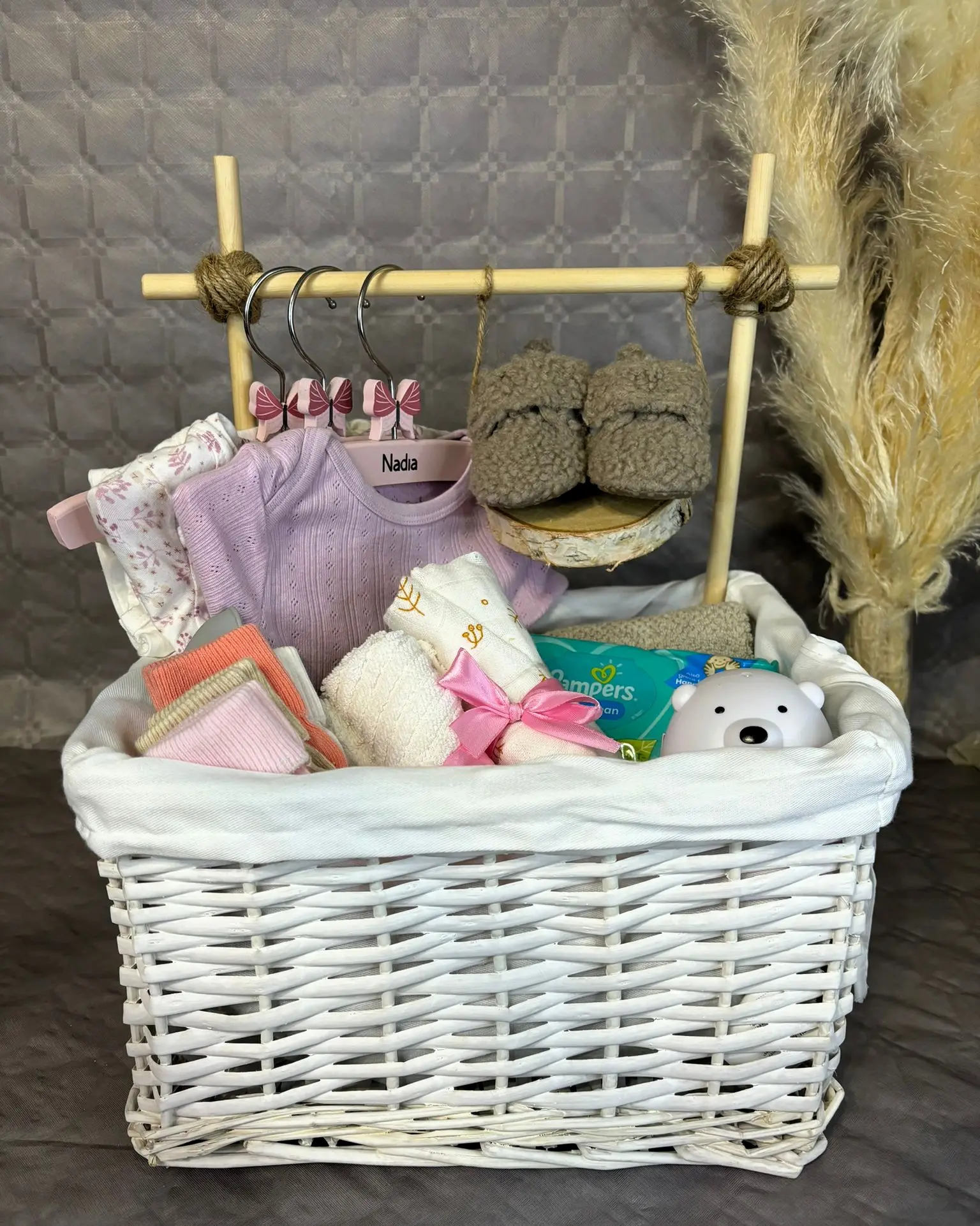 Baby Girl Gift Basket – Softness & Comfort 👶💖