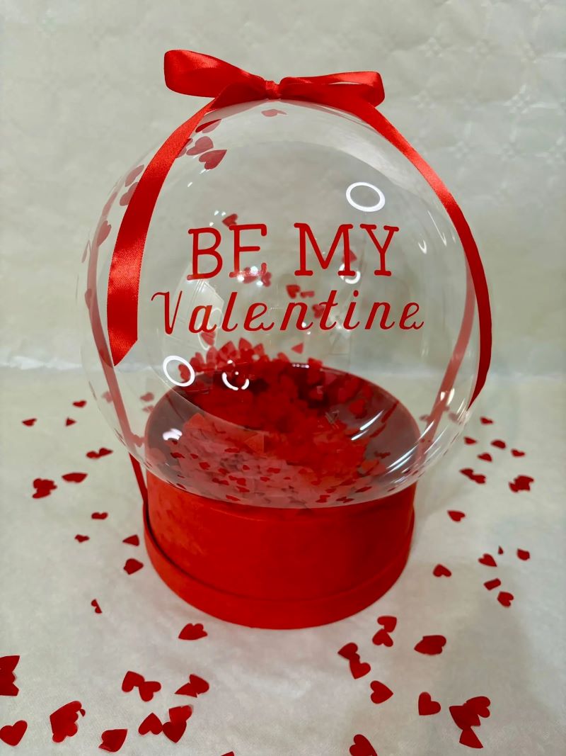 π Personalized Confetti Balloon